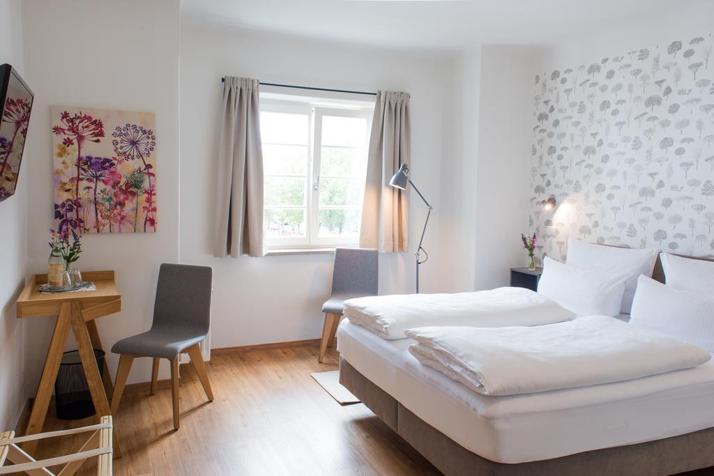 Wailtl Hotel Dorfen Bagian luar foto